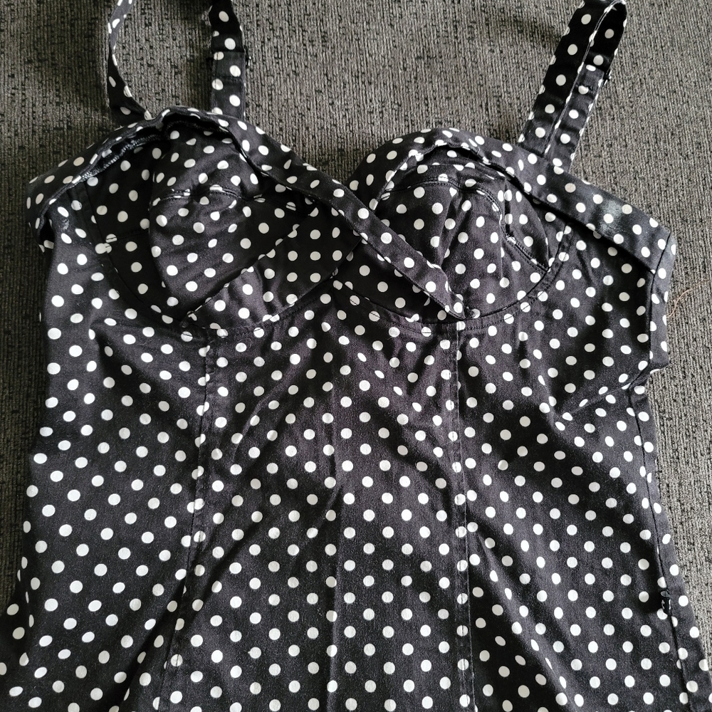Royal Bones pin up top
